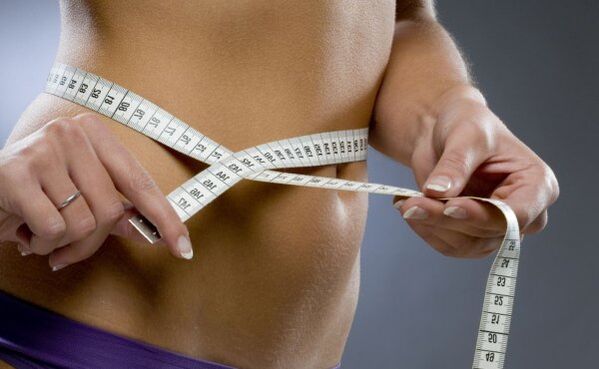 Vous avez perdu 7 kg en une semaine grâce à un régime et à de l'exercice et vous pouvez obtenir une silhouette gracieuse. 